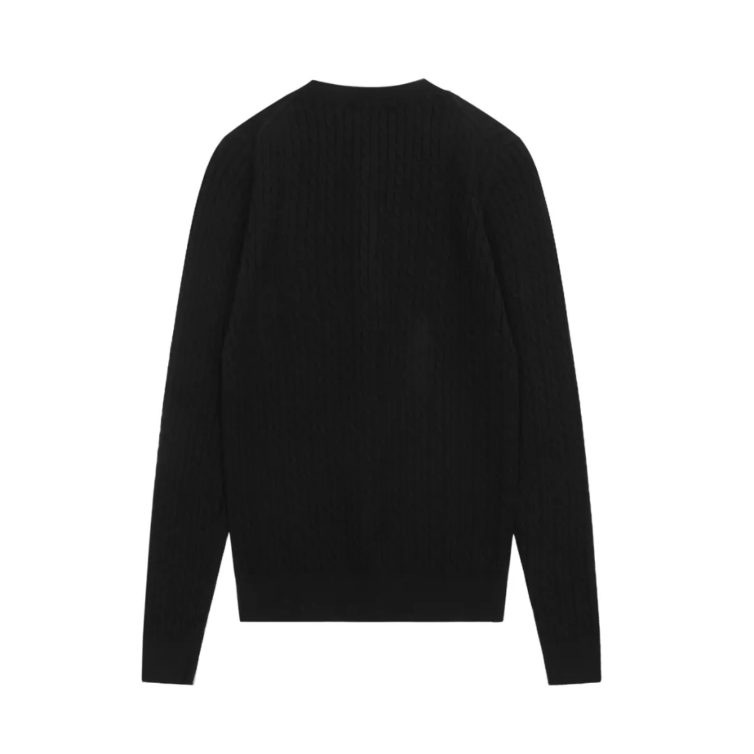 P210 Top quality" Style number: DS005# (not off the shelves all year round) [Ralph Lauren round neck solid color pony embroidery logo knitted cardigan long sleeves] ✅Ralph Lauren Ralph Lauren classic basic versatile twist knitted cardigan long sleeves ✅Main supplier platform live broadcast Wholesale entity Replenish when out of stock Not off the shelf ✅ZP quality 1:1 version Scan the code to enter the GF website Counter quality ✅Detailed quality is the only one in Guangzhou Imported quality cotton yarn, focusing on high-end, cost-effective, good quality, needless to say ✅Zhao Lusi's same style is really amazing, so sweet, so beautiful. This cardigan is really good-looking ✅The upper body is simple and easy to match. A must-have for goddess ootd. Good-looking clothes are never picky. A must-have in the goddess' wardrobe. Size: S-XL Color: Black, almond, gray, navy blue, pink, white, light blue, taro purple, rose red, white label, big red and blue label